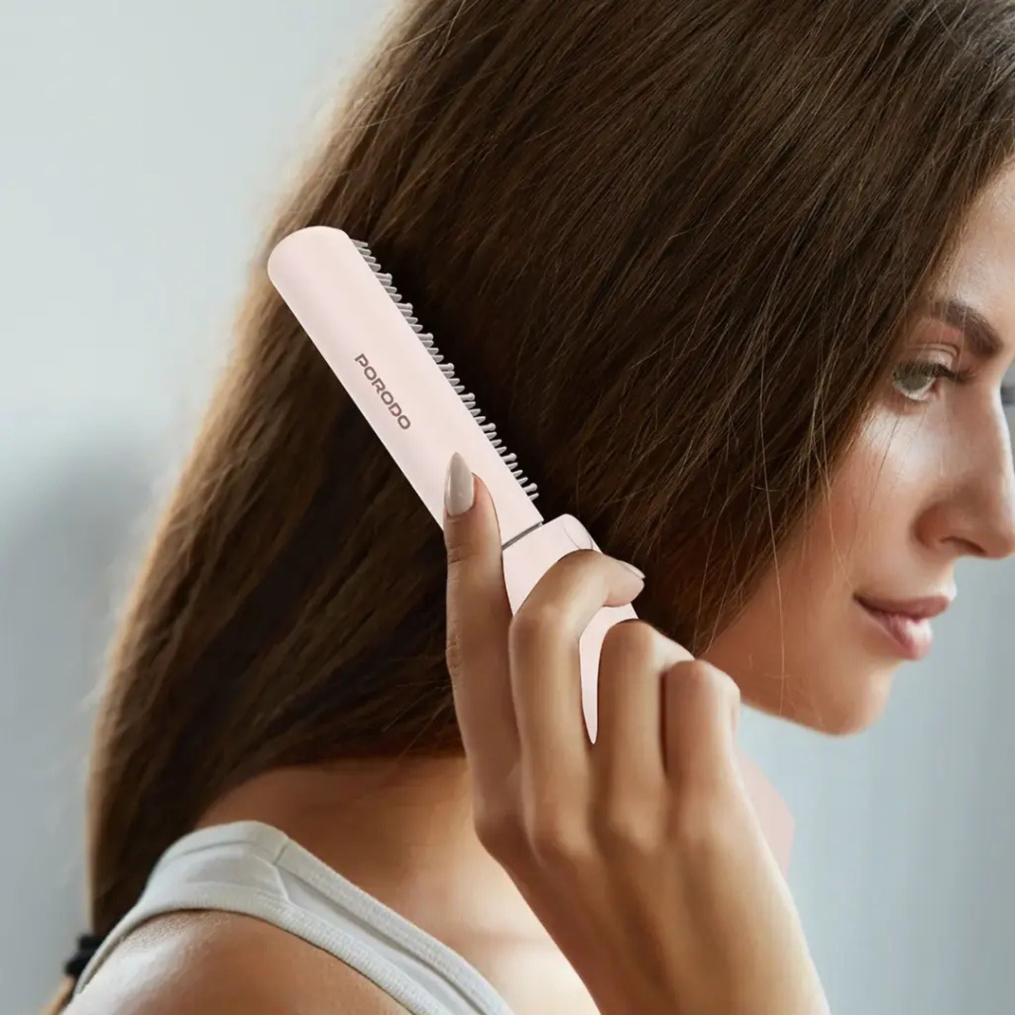 Porodo Foldable Mini Straightener Brush, Cordless Hair Styler, 3 Heat Modes 160°C/180°C/200°C, Ceramic-Coated Teeth, USB-C Fast Charging, Auto Shut-Off, Portable Travel Design- Pink
